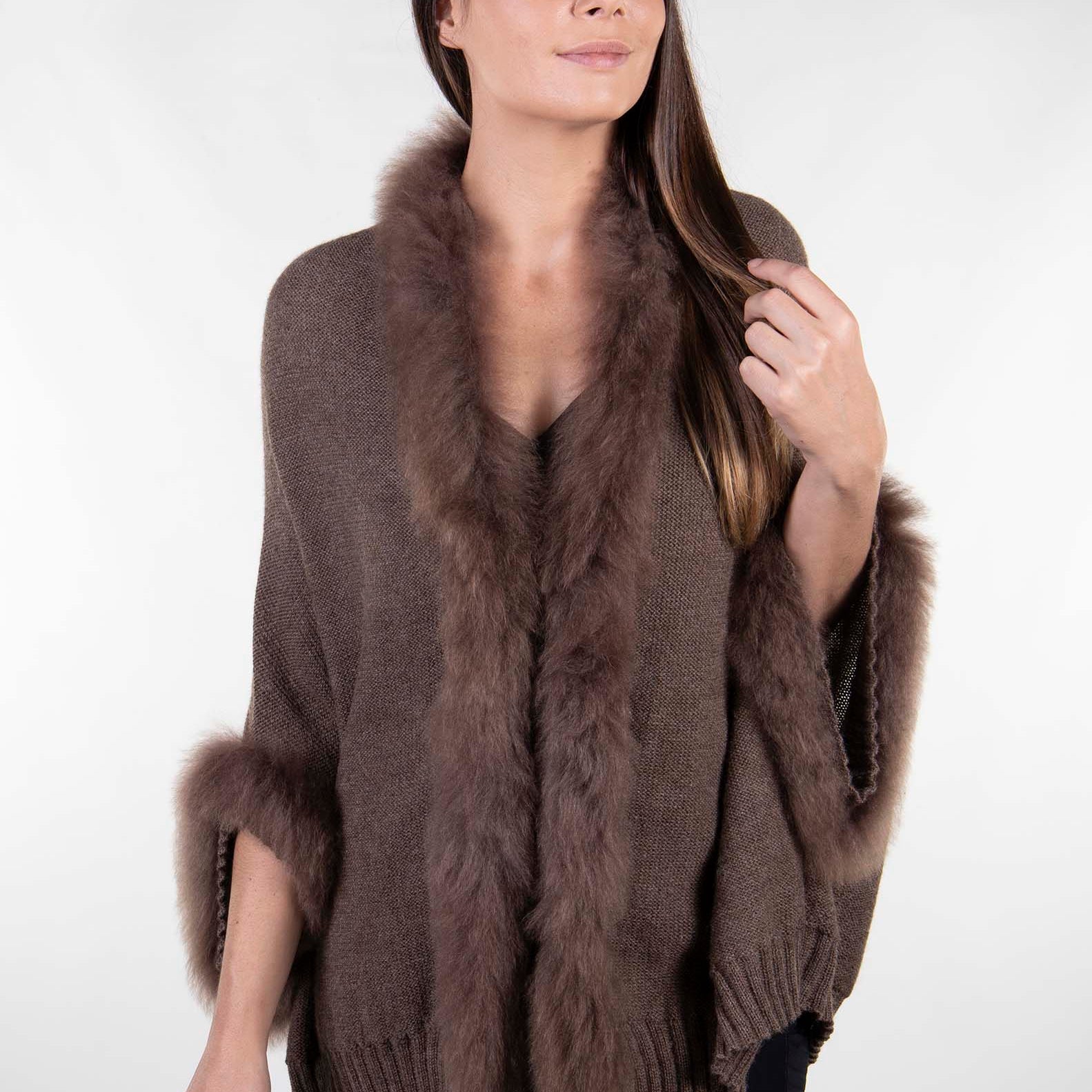 New Cape Bella - Cloud Nine Sheepskin